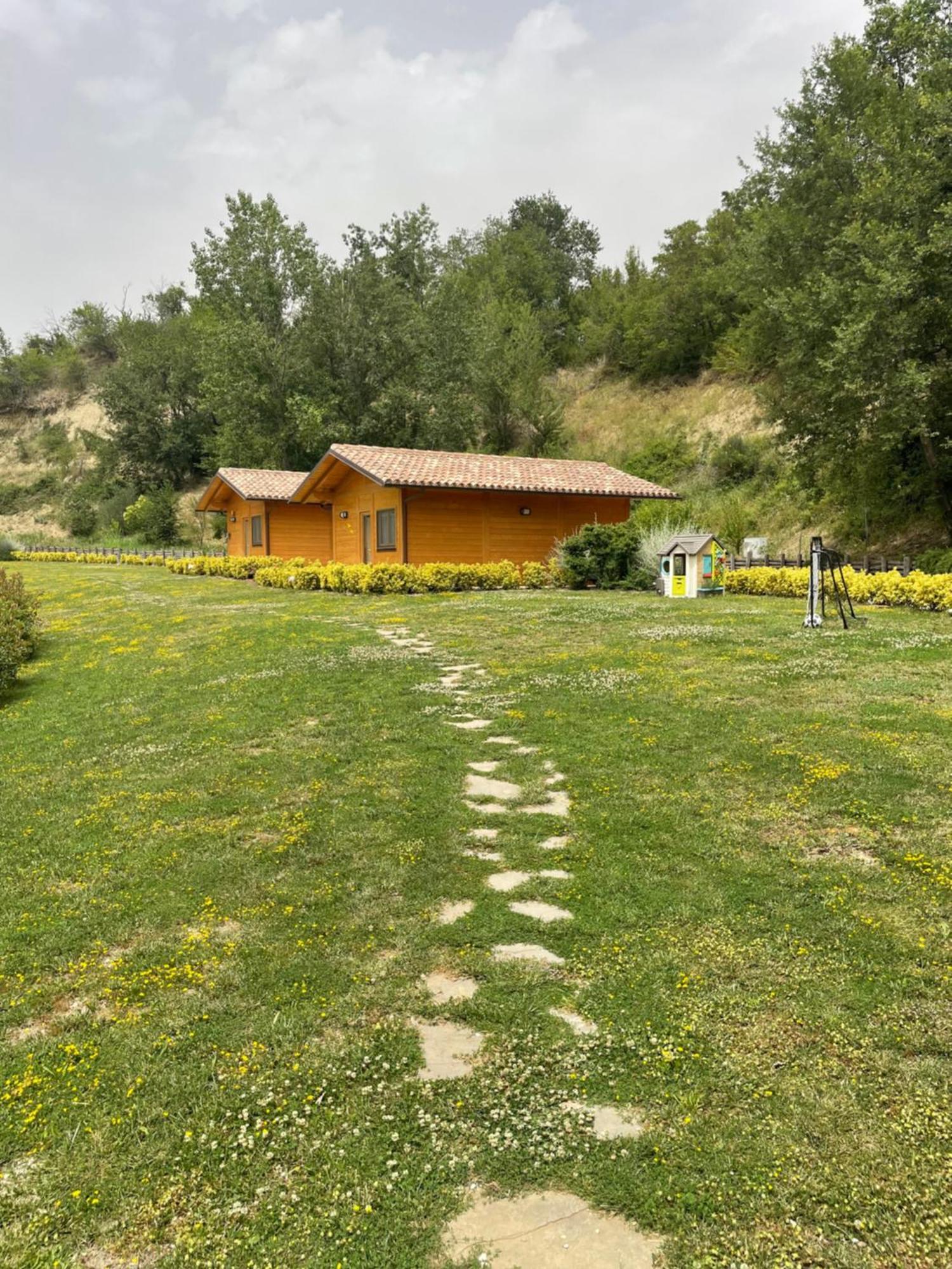 Apartamento Colleolivi Serra deʼ Conti Exterior foto